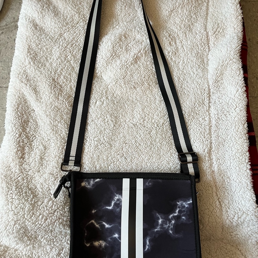HAUTE SHORE Black and White Messenger Bag